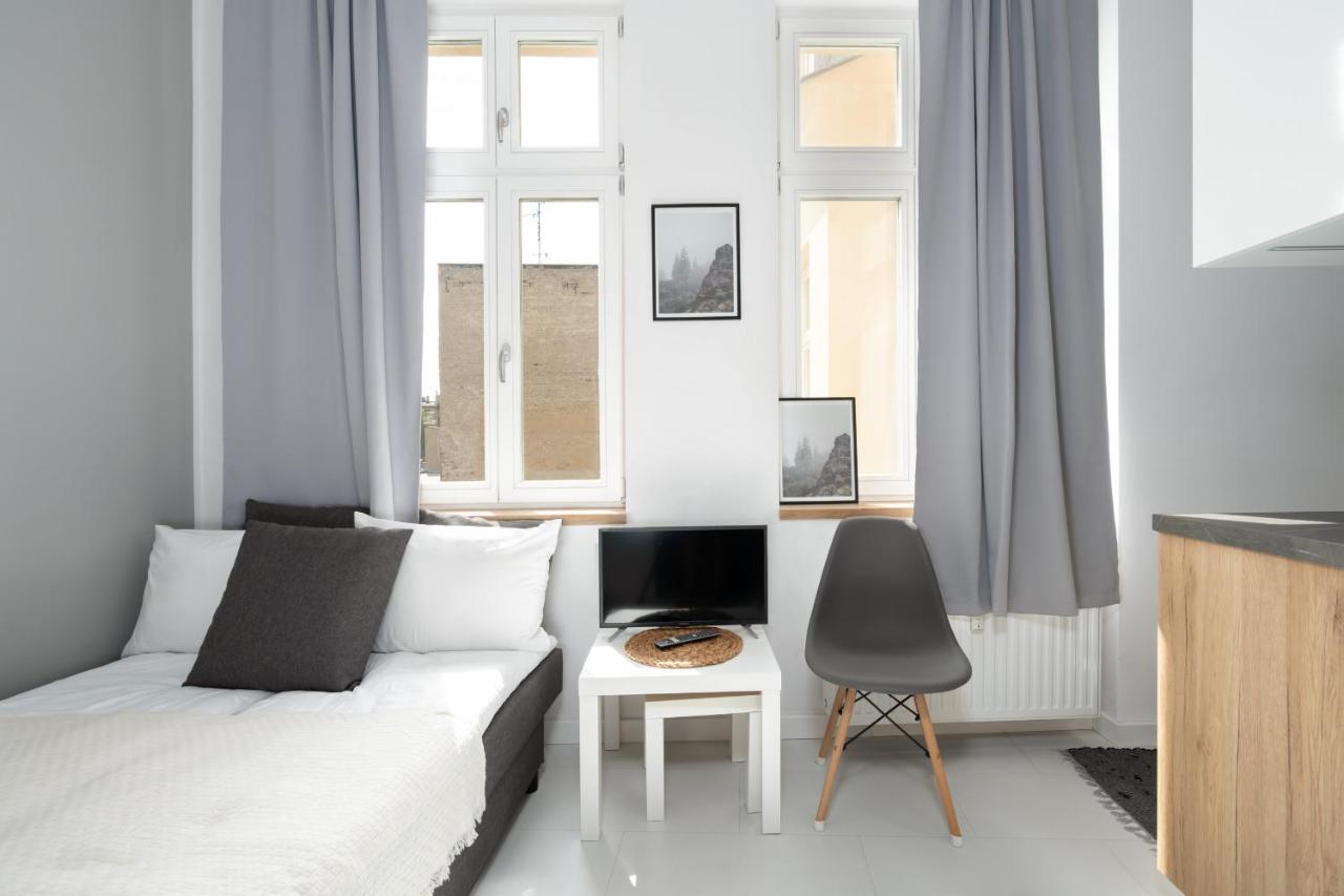 Cosy Studios Gasiorowskich By The Wilson Park By Noclegi Renters Poznań Extérieur photo